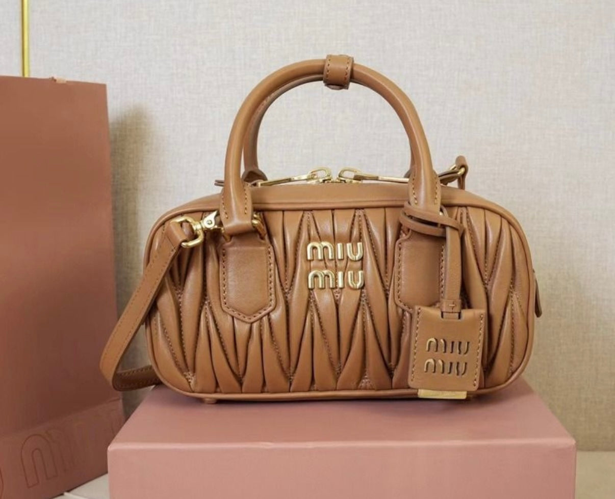 Sac à main miu miu
